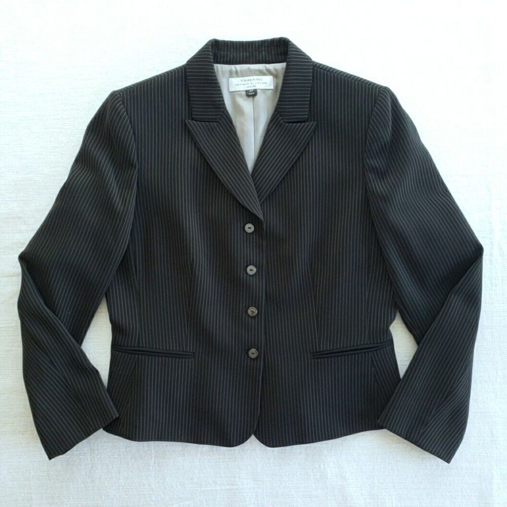 Tahari Blazer Women 12 Black Pinstripe Career Corporate Dark Academia Retro Goth